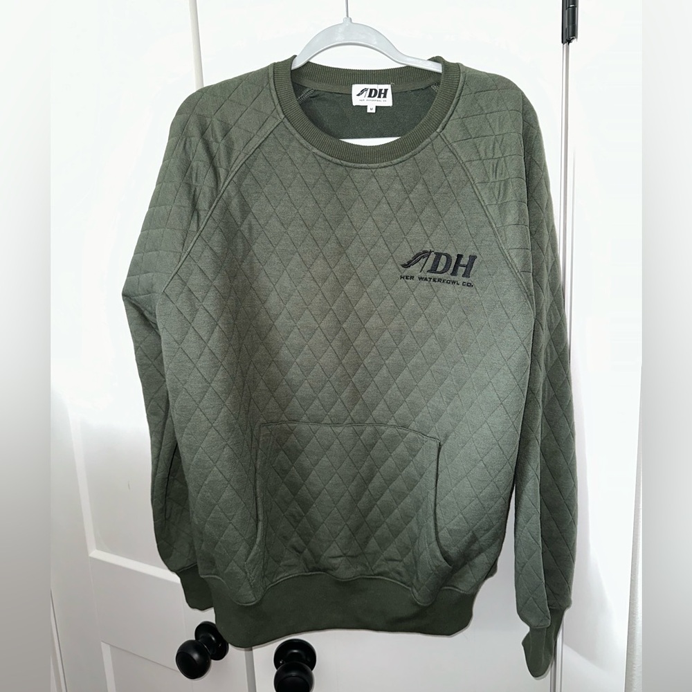 Duck Huntress Quilted Pullover NWOT